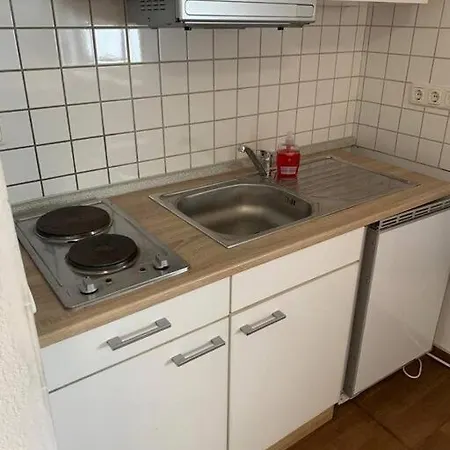 Einfache 1-zimmer In Бад-Верісгофен